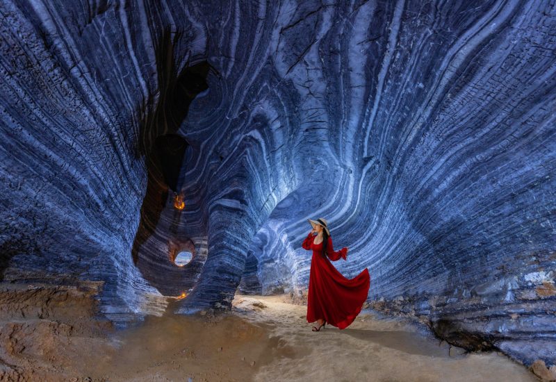 Asian,Woman,In,A,Red,Dress,Visits,A,Blue,Cave Asian,Woman,In,A,Red,Dress,Visits,A,Blue,Cave