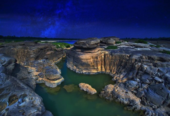 Hin Chomnapha, Hat Chom Dao, Kaeng Hinngam, Ubon Ratchathani