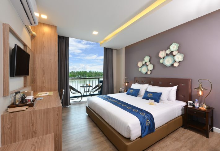 20-burnoutbreak-stay-โรงแรมอัมพวาริเวอร์ฟร้อนท์