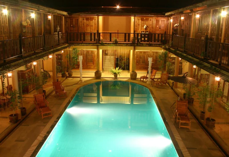 32-Alone but not lonely-stay-Ruean Thai Hotel 32-Alone but not lonely-stay-Ruean Thai Hotel