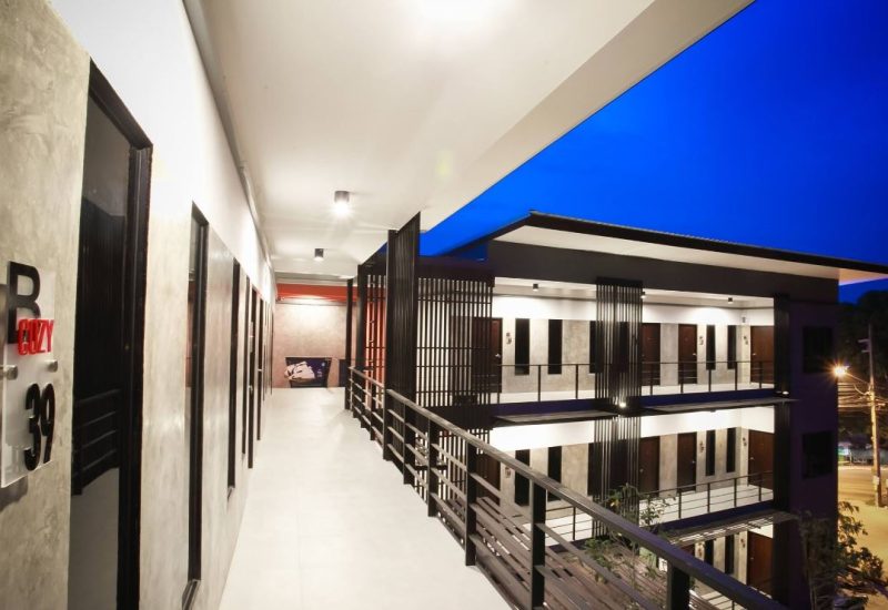 33-Alone but not lonely-stay-B-Cozy Hotel 33-Alone but not lonely-stay-B-Cozy Hotel