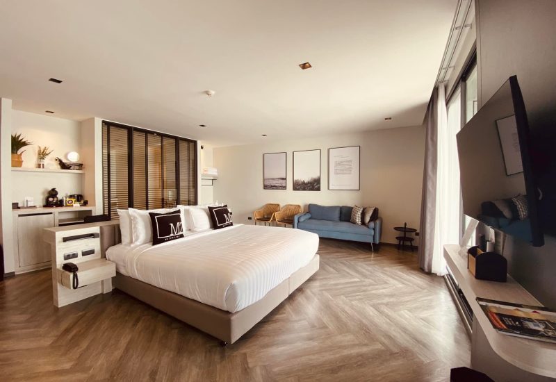 42-ชีเสิร์ฟไม่พัก-Stay-เอ็มทูโฮเทล วอเตอร์ไซด์